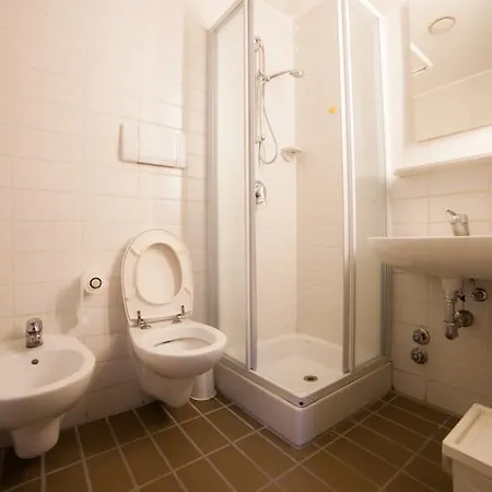 Hostal New Generation Citta Studi